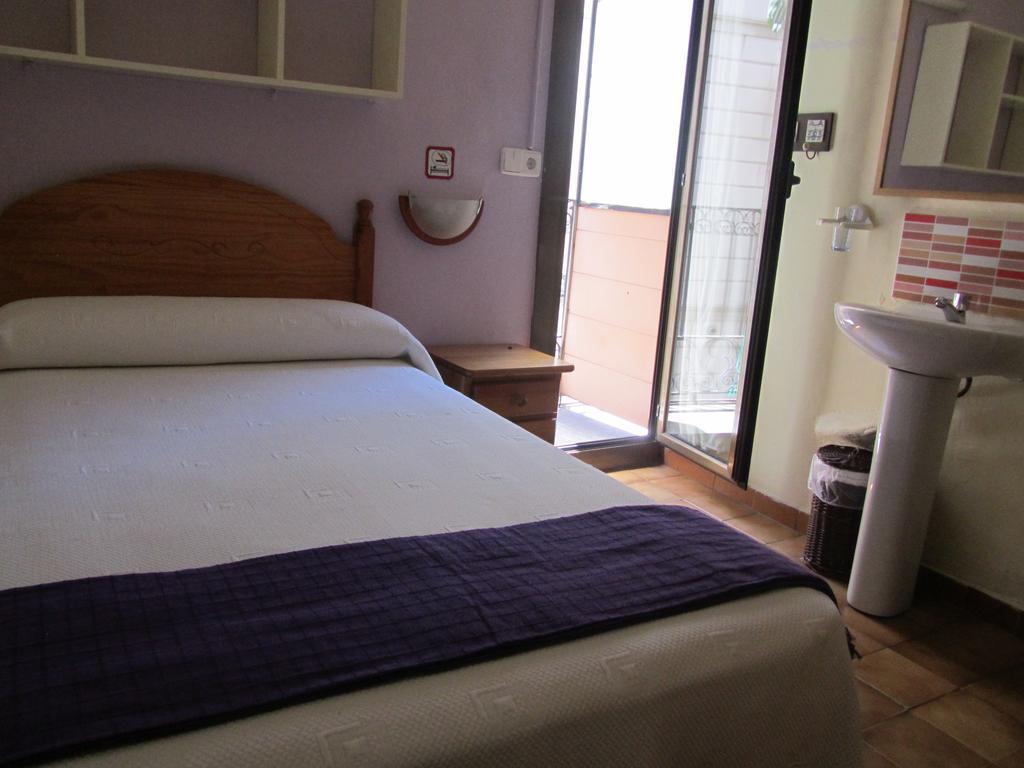 Pension Alamar Barcelona Exteriér fotografie